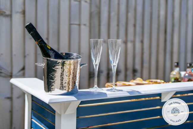 Waddington Garden Bar